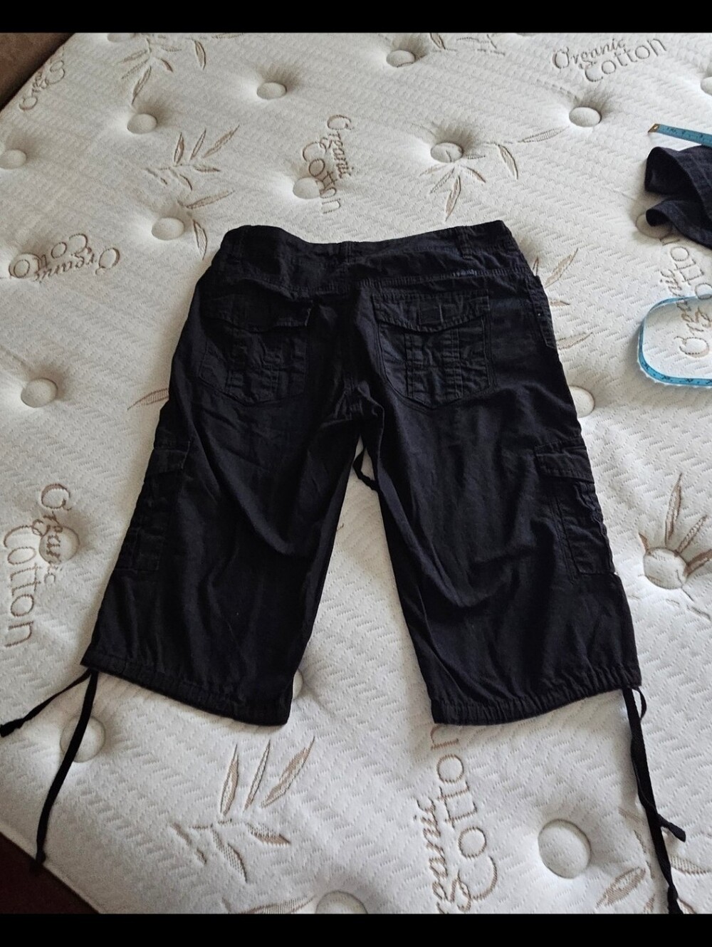 UNIONBAY Black Cargo Short Women's size 7 with Utility Pockets